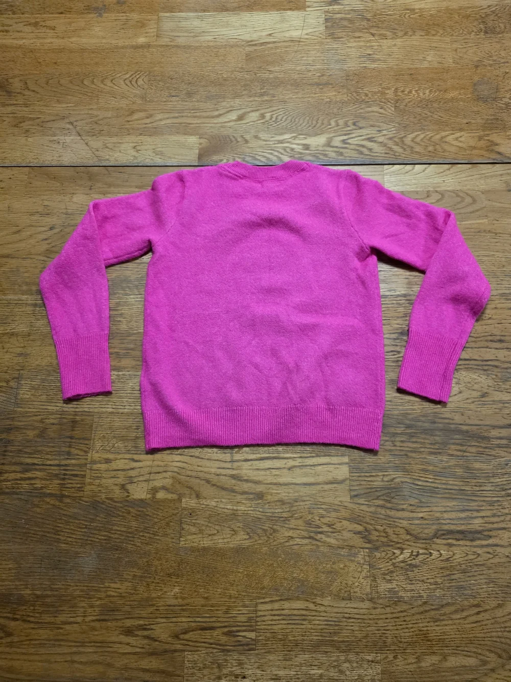 GAP bold hot